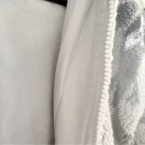 Taylor Swift Merch
SPEAK NOW (TAYLOR'SVERSION) KOI FISH ZIP UP HOODIE
Small
NWOT - Picture 14 of 16